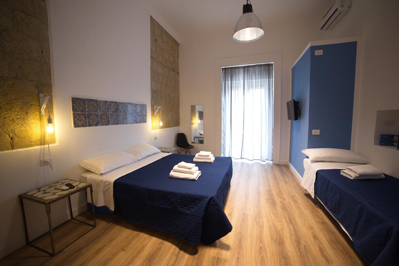 Borgo Vergini Garden Bed and breakfast Nápoles